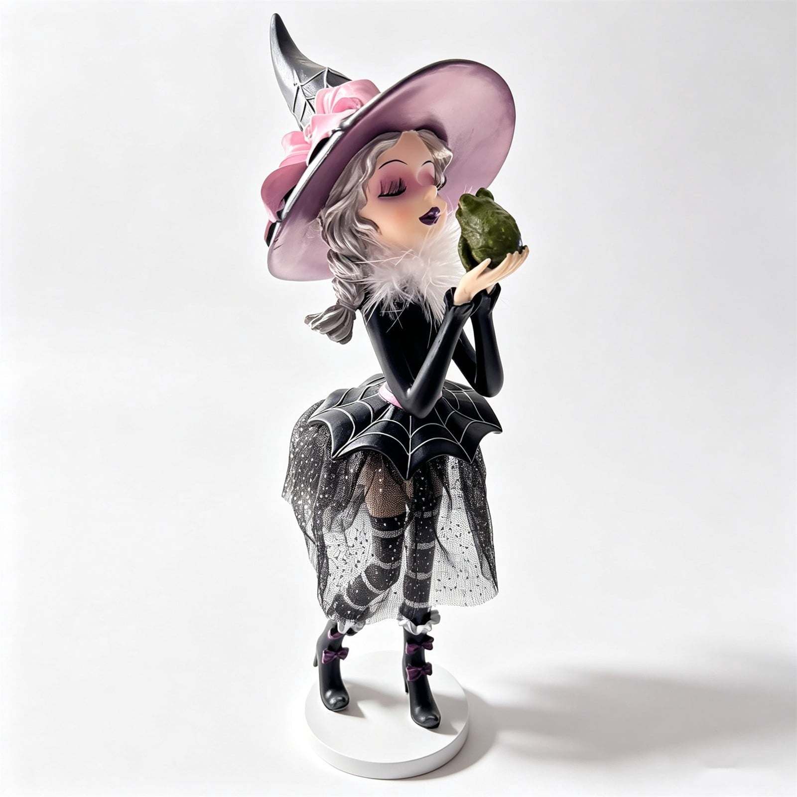 Spooksy™ Halloween Cute Witch Resin Figurine, Stable Base Vintage Mesh Skirt Tabletop Statue, Family Friendly Whimsical Holiday Ornament, Decor for Mantel Shelf Entryway Halloween Party Table