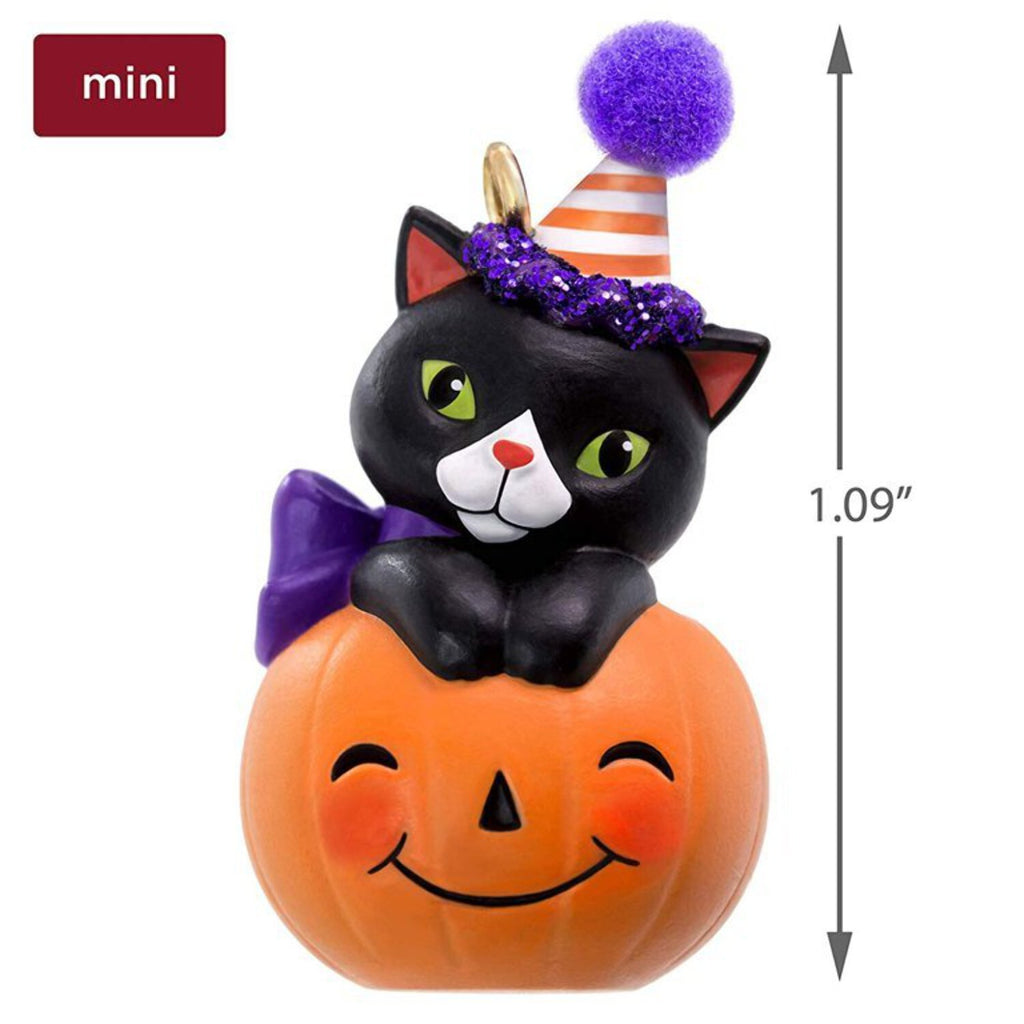 Spooksy™ Keepsake Halloween Ornament 2019 Tiny Black Cat,