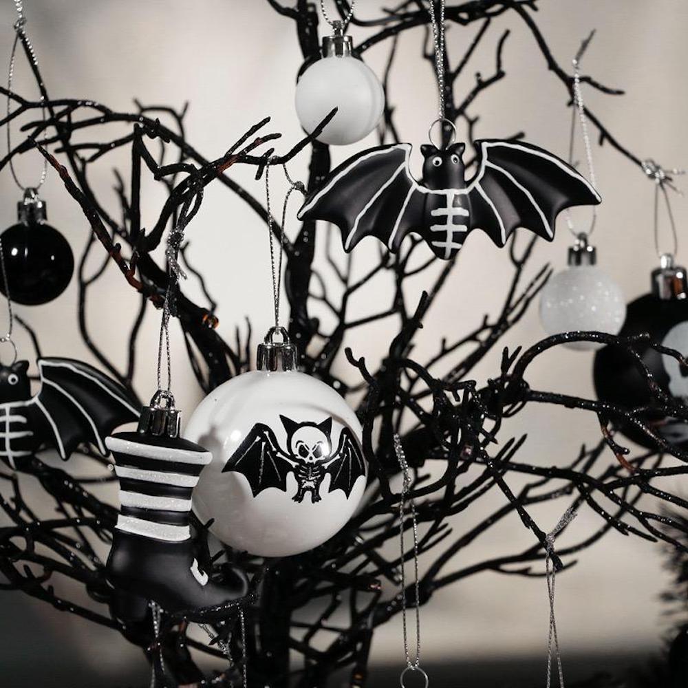 Spooksy™ Halloween Skeleton Black and White Ornament Set